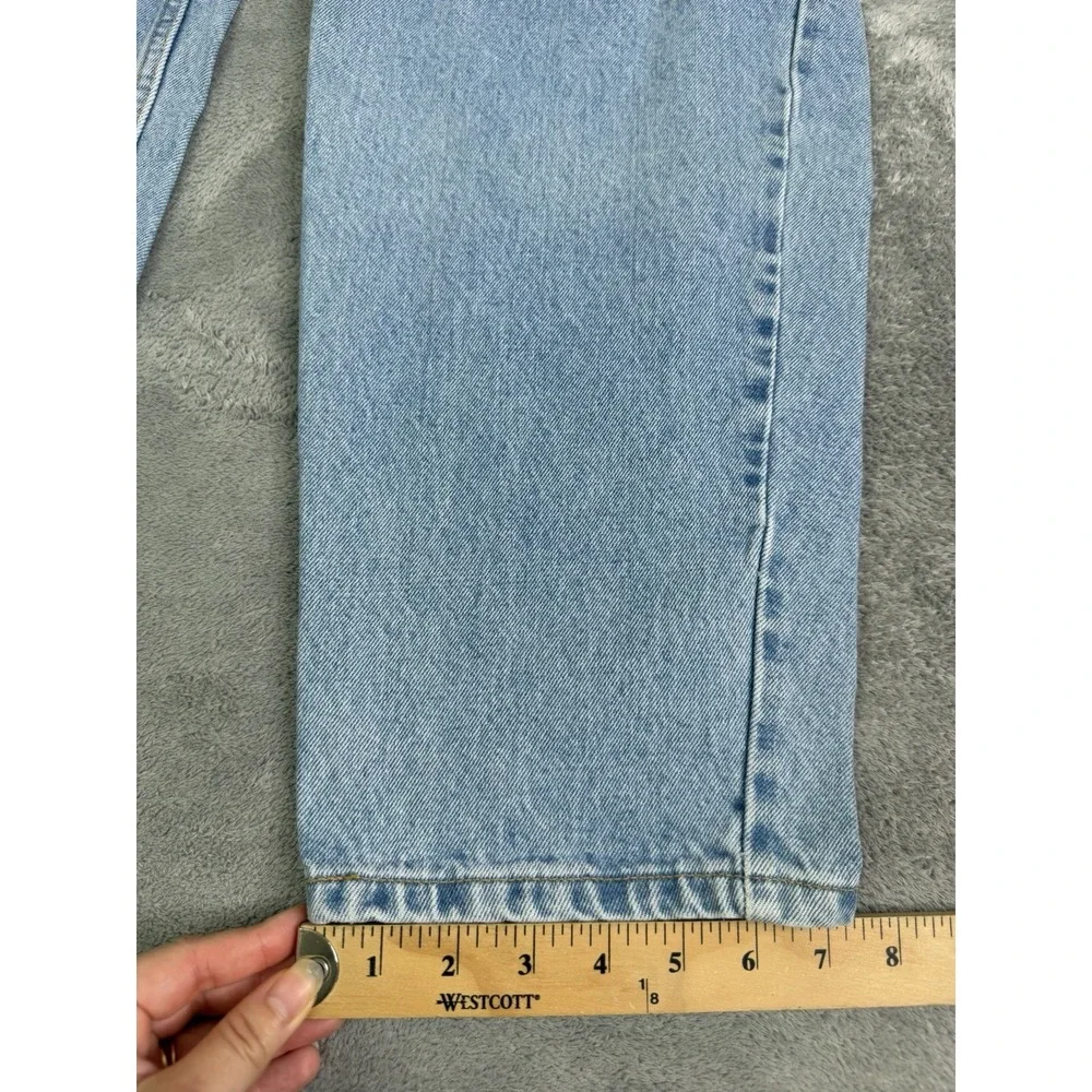 Levis measurements are